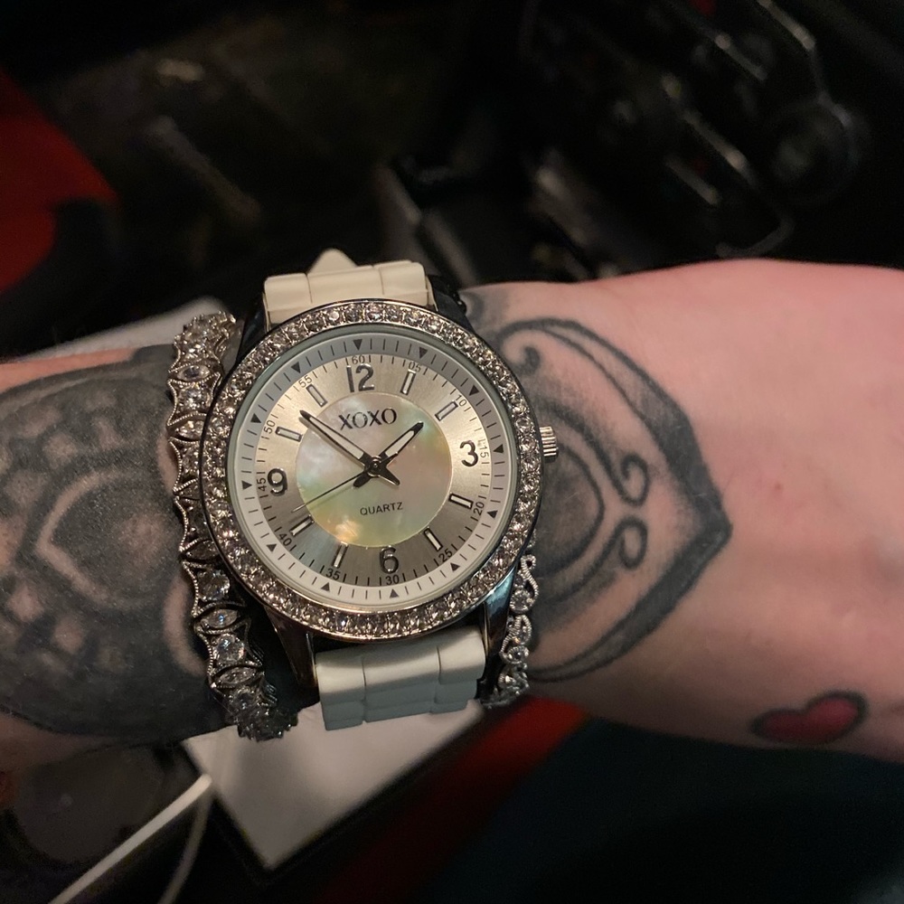 White band watch